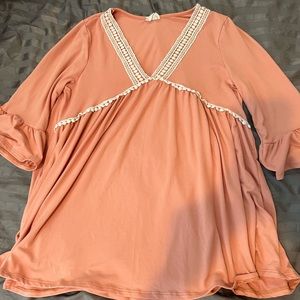 Peach/pink blouse